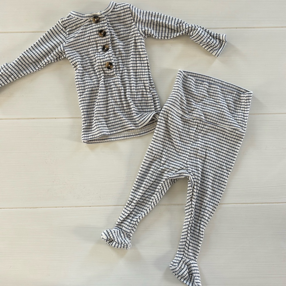 Lou Lou & Company Newborn Outfit